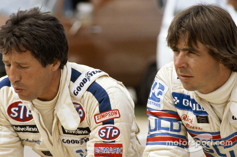 indycar-indy-500-1982-rick-mears-and-mario-andretti.jpg