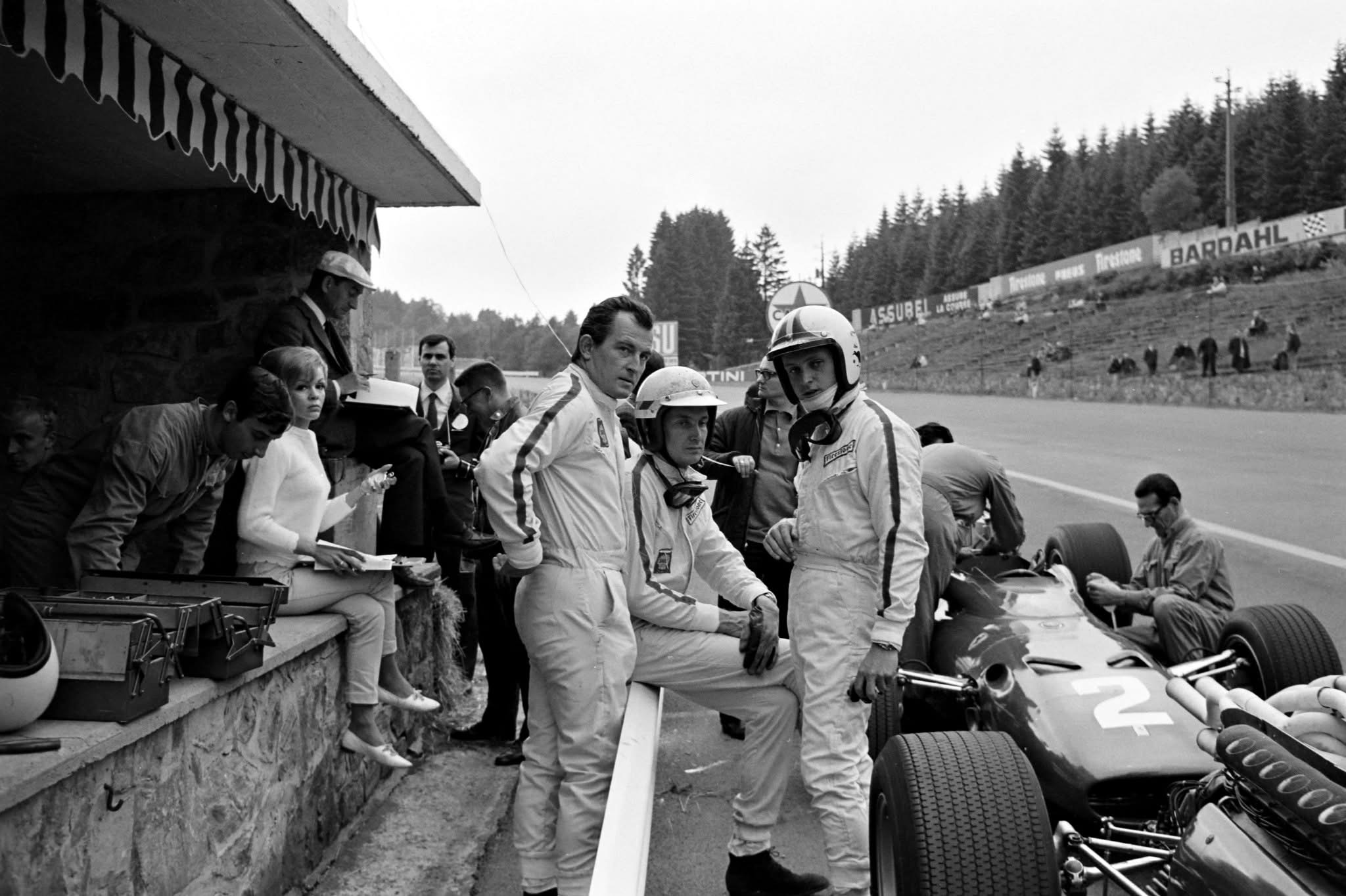 Scarfiotti-Parkes-1967.jpg